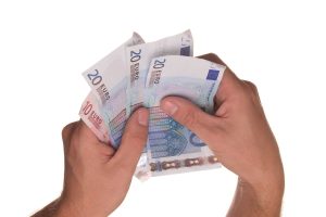 dinero-euros-salario-sueldo-nómina-billetes-rrhh-recursos-humanos-factor-humano-fh