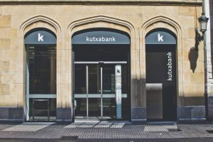 Kutxabank-oficina-banco-rrhh-recursos-humanos-factor-humano-fh