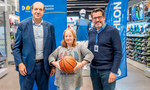 Foto Acuerdo Decathlon y Down España II