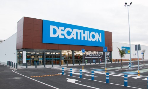 Foto-tienda-Decathlon-Gestion-Responsable-scaled