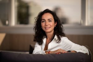 Gloria Arias - Manpower