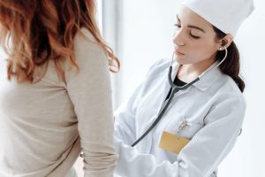 Médico baja consulta recurso