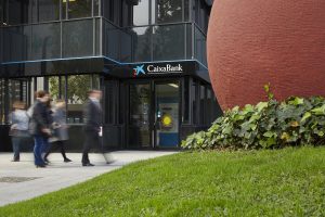 Caixabank-sede-oficinas-recurso-recursos-humanos-rrhh-factor-humano-fh