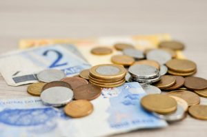 dinero-euros-salario-sueldo-nómina-billetes-rrhh-recursos-humanos-factor-humano-fh